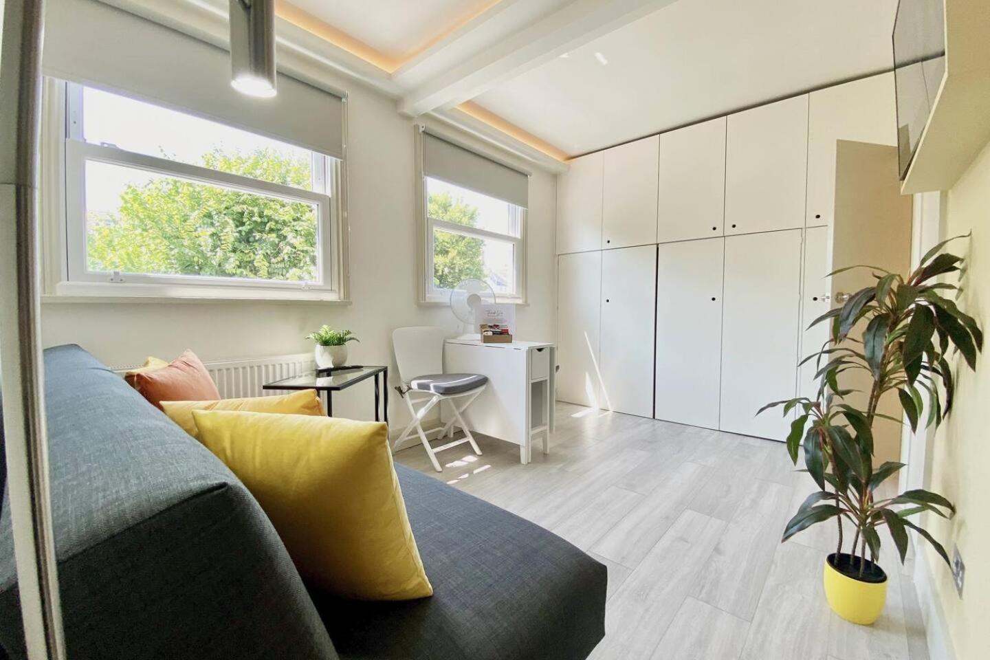10 Beachside Beauty Lux Steps From Apartment *