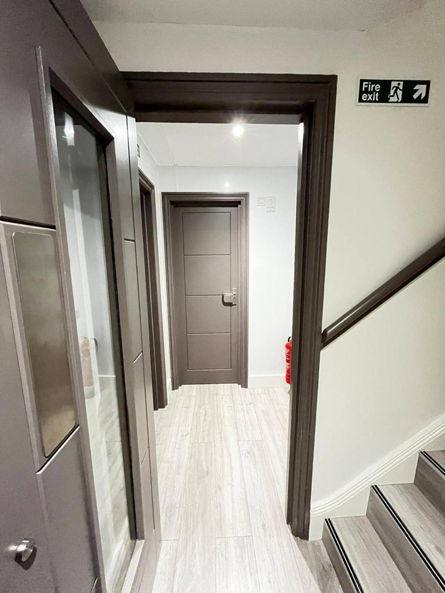 10 Beachside Beauty Lux Steps From Apartment *